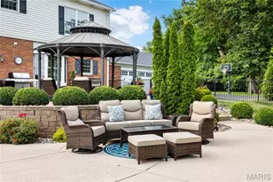 12404 Cedar Moor Dr, Town and Country, MO 63131 - Photo 12