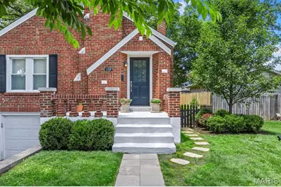 109 Handlan Court, Kirkwood, MO 63122 - Photo 2