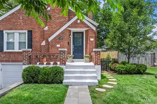 109 Handlan Ct, Kirkwood, MO 63122 - Photo 2