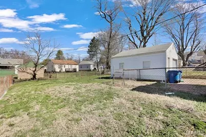 8143 Airport Road, Saint Louis, MO 63134 - Photo 6