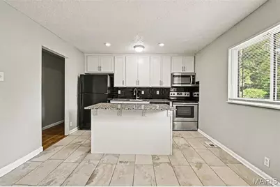 2535 Black Pine Court, Florissant, MO 63031 - Photo 6