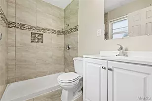 2535 Black Pine Ct, Florissant, MO 63031 - Photo 16