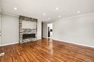 2535 Black Pine Ct, Florissant, MO 63031 - Photo 2