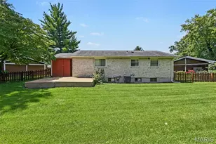 2535 Black Pine Ct, Florissant, MO 63031 - Photo 18