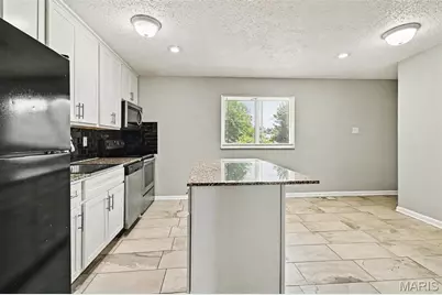 2535 Black Pine Court, Florissant, MO 63031 - Photo 4