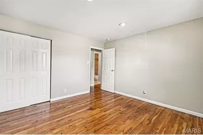 2535 Black Pine Court, Florissant, MO 63031 - Photo 8