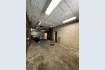 7427 S Broadway, Saint Louis, MO 63111 - Photo 18