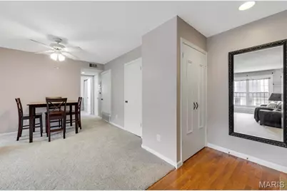 4392 Chateau De Ville Drive #E, Unincorporated, MO 63129 - Photo 8