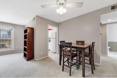 4392 Chateau De Ville Drive #E, Unincorporated, MO 63129 - Photo 12