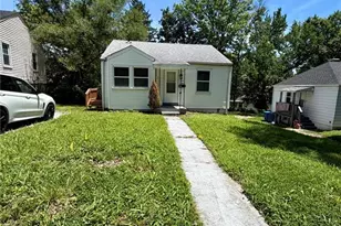 7121 Lamont Dr, Flordell Hills, MO 63136 - Photo 2