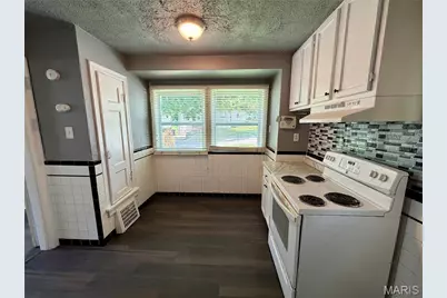 7121 Lamont Drive, Flordell Hills, MO 63136 - Photo 14