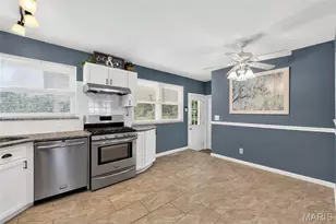 1870 San Luis Rey Pkwy, Fenton, MO 63026 - Photo 8