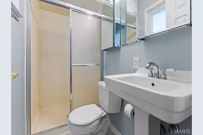 7042 Yellow Jacket Place, Saint Louis, MO 63129 - Photo 16