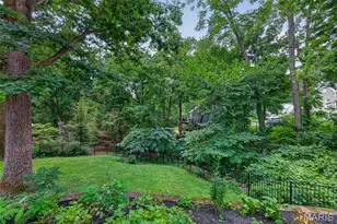 1015 Barberry Ln, Saint Louis, MO 63122 - Photo 6