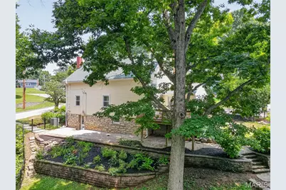 1015 Barberry Lane, Saint Louis, MO 63122 - Photo 4