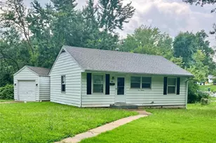300 Estridge Rd, Glasgow Village, MO 63137 - Photo 1