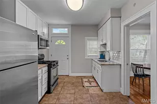 4147 Beethoven Ave, Saint Louis, MO 63116 - Photo 16