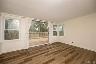 8719 White Ave, Brentwood, MO 63144 - Photo 16