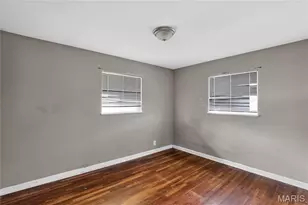 10324 Durness Dr, Saint Louis, MO 63137 - Photo 10