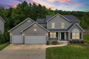 1496 St Charles Dr, Hillsboro, MO 63050 - Photo 2