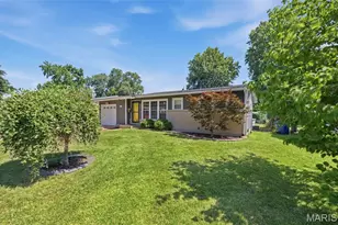 1045 Florland Dr, Florissant, MO 63031 - Photo 2