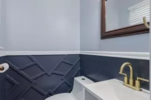 1045 Florland Dr, Florissant, MO 63031 - Photo 12