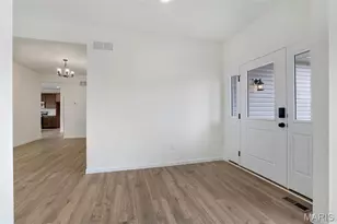 276 Osprey Ct, Lake Saint Louis, MO 63367 - Photo 2