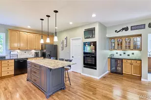 2227 Rebecca Lynn Ct, Chesterfield, MO 63017 - Photo 20