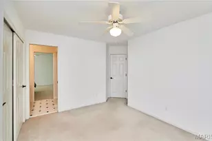 2227 Rebecca Lynn Ct, Chesterfield, MO 63017 - Photo 32