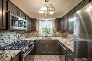 1 Delcrest Ct, University City, MO 63124 - Photo 26