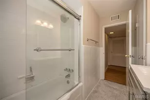 1 Delcrest Ct, University City, MO 63124 - Photo 28