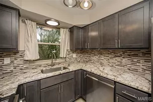 1 Delcrest Ct, University City, MO 63124 - Photo 22