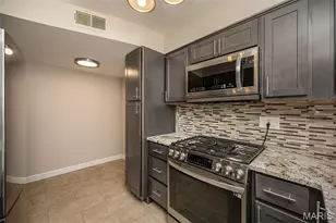 1 Delcrest Ct, University City, MO 63124 - Photo 24