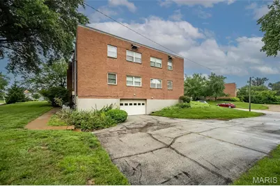 1 Delcrest Court #203, University City, MO 63124 - Photo 38
