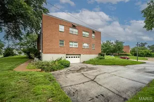 1 Delcrest Ct, University City, MO 63124 - Photo 38