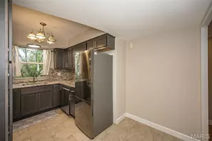 1 Delcrest Ct, University City, MO 63124 - Photo 18