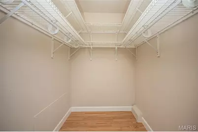 1 Delcrest Court #203, University City, MO 63124 - Photo 16