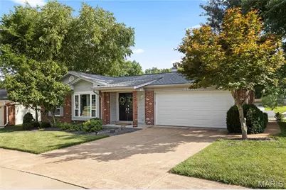 4974 Brookton Way, Saint Louis, MO 63128 - Photo 2