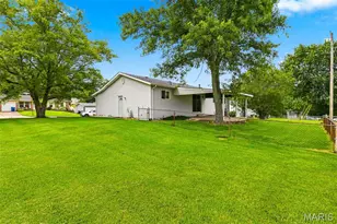 1448 La Cerros Ln, Florissant, MO 63031 - Photo 24