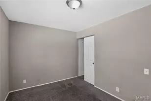 10320 Varnum Dr, Saint Louis, MO 63136 - Photo 12