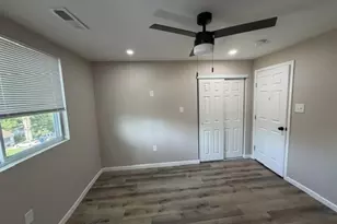 10643 Thorpe Ave, Saint Louis, MO 63114 - Photo 18