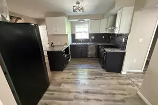 10643 Thorpe Ave, Saint Louis, MO 63114 - Photo 10