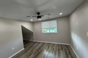 10643 Thorpe Ave, Saint Louis, MO 63114 - Photo 16