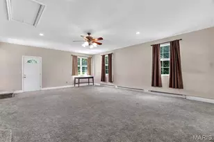221 Katherine Ln, Saint Clair, MO 63077 - Photo 8