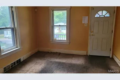 7069 Idlewild Avenue, Jennings, MO 63136 - Photo 10