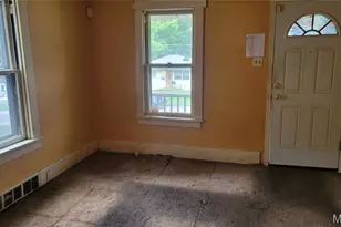 7069 Idlewild Ave, Jennings, MO 63136 - Photo 10
