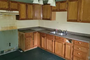 7069 Idlewild Ave, Jennings, MO 63136 - Photo 6