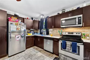 1124 Teson Rd, Hazelwood, MO 63042 - Photo 12