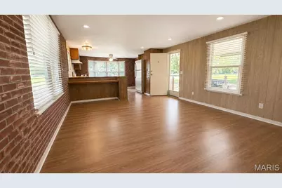 26175 Carol Drive, Warrenton, MO 63383 - Photo 6