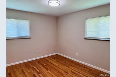 13 Floweridge Lane, Florissant, MO 63031 - Photo 8